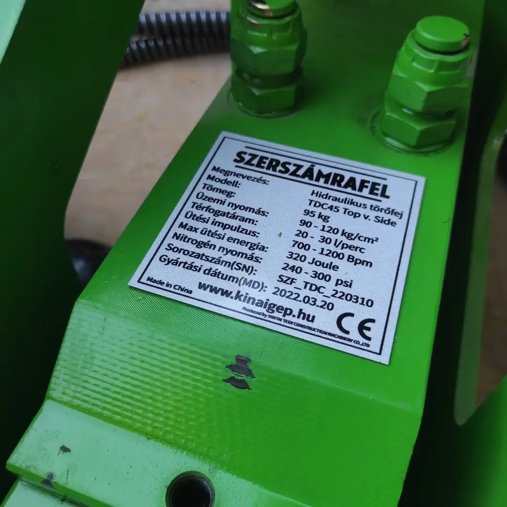 TDC45 törőfej adattábla